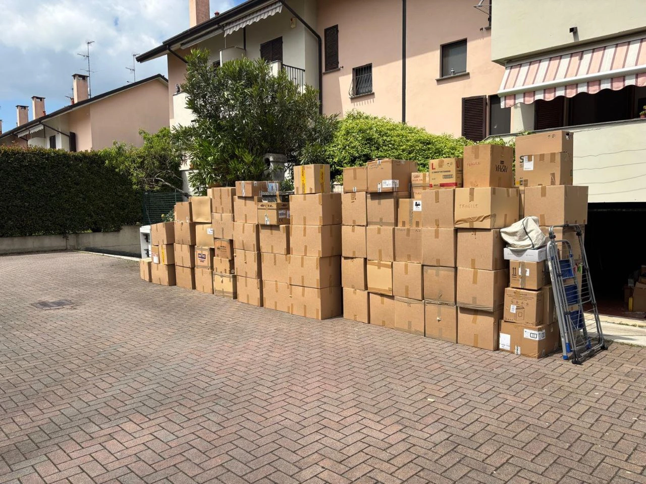 Dettaglio imballaggio fragile